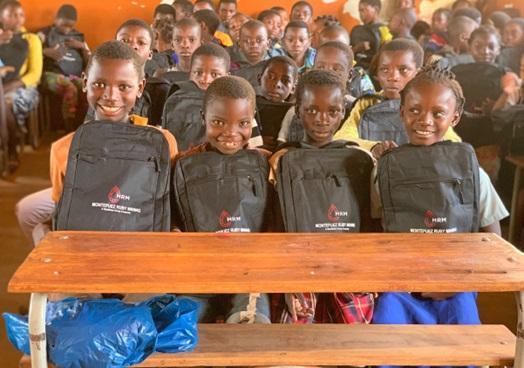 MRM provides 2,300 schoolbooks to vulnerable children in Montepuez MRM provides 2,300 schoolbooks to vulnerable children in Montepuez