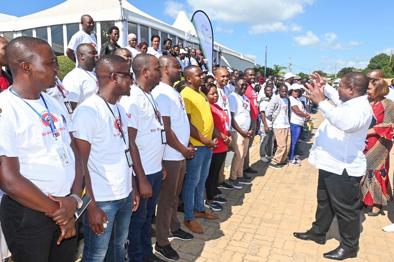 President meets 600 young people at National Youth Camp in Songo ...