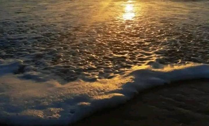 Maputo banns access to beaches from 7PM to 5AM, to combat crime Maputo banns access to beaches from 7PM to 5AM, to combat crime