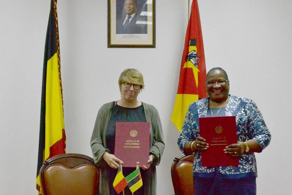 Belgian Development minister signs €25 million cooperation programme in Mozambique Belgian Development minister signs €25 million cooperation programme in Mozambique