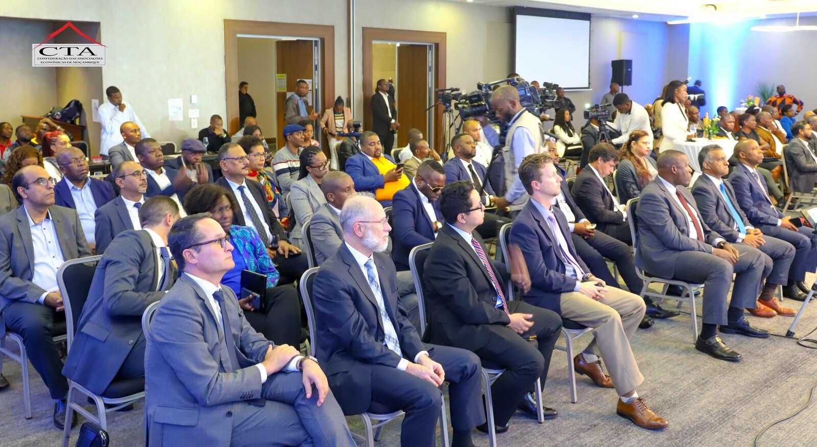 Mozambique’s Annual Private Sector Conference opens: 3,000 in