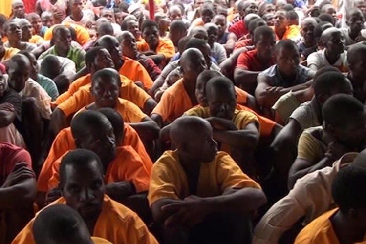 Mozambican state spends about 23.5 million dollars a year to feed prisoners Mozambican state spends about 23.5 million dollars a year to feed prisoners