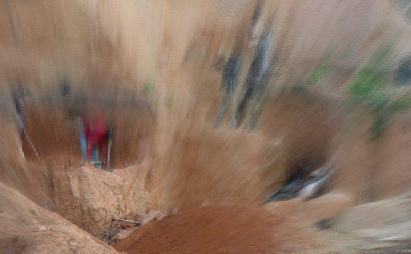 Five women among six killed by gold mine collapse in Angónia district Five women among six killed by gold mine collapse in Angónia district