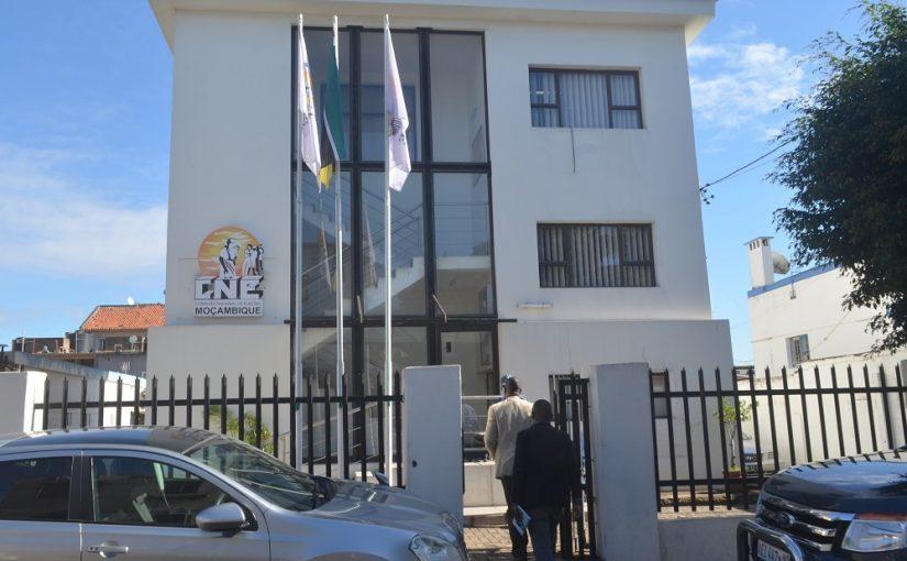 CNE OKs all district election results unchanged with Frelimo in favour, but CNE head Bishop Matsinhe abstains CNE OKs all district election results unchanged with Frelimo in favour, but CNE head Bishop Matsinhe abstains