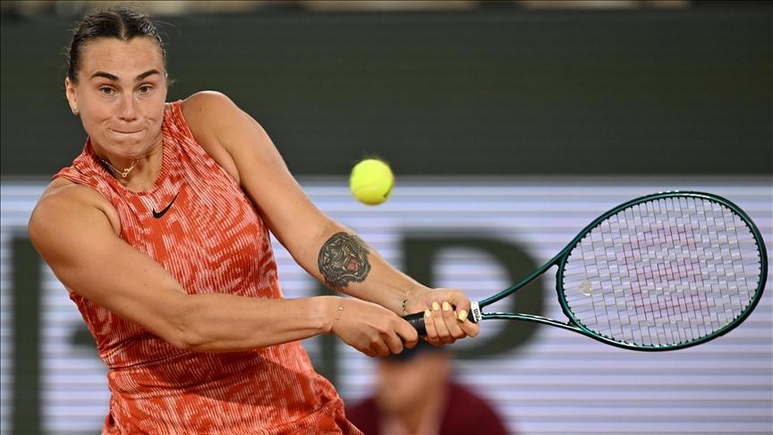 Aryna Sabalenka clinches victory against Erika Andreeva in straight sets in her Roland-Garros opener Aryna Sabalenka clinches victory against Erika Andreeva in straight sets in her Roland-Garros opener