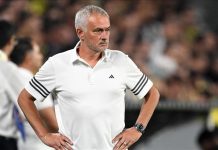 Fenerbahce sack coach Jose Mourinho Fenerbahce sack coach Jose Mourinho