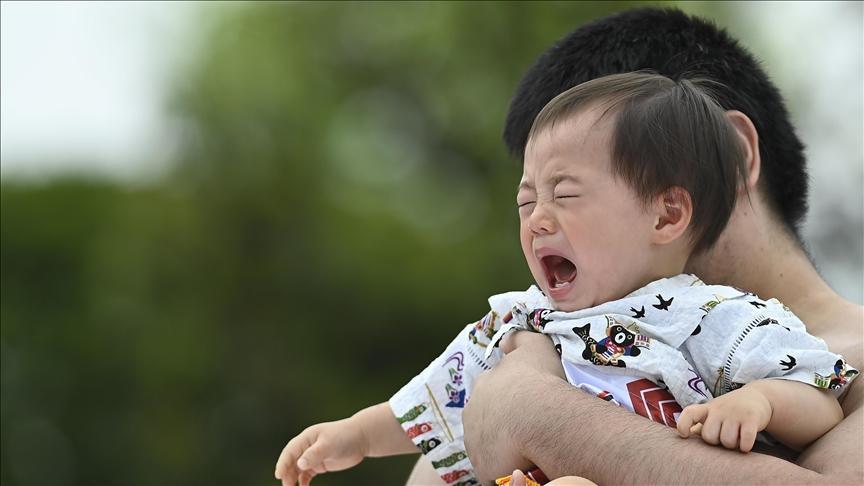 Crying Babies Heighten Adult Pain Perception Crying Babies Heighten Adult Pain Perception