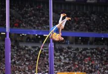 Duplantis breaks world pole vault record with 6.30m in Tokyo Duplantis breaks world pole vault record with 6.30m in Tokyo
