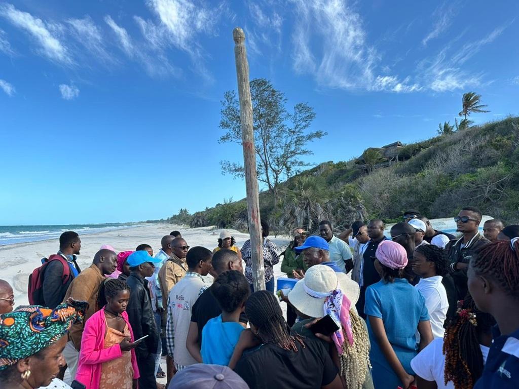 Training Practitioners in Nature-Based Solutions Training Practitioners in Nature-Based Solutions