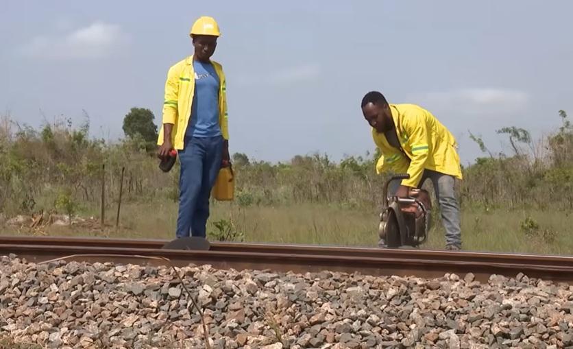 Passenger Rail Traffic Halted on Sena Line Due to Vandalism Passenger Rail Traffic Halted on Sena Line Due to Vandalism