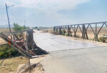 Small metal bridge collapses in Tete city Small metal bridge collapses in Tete city