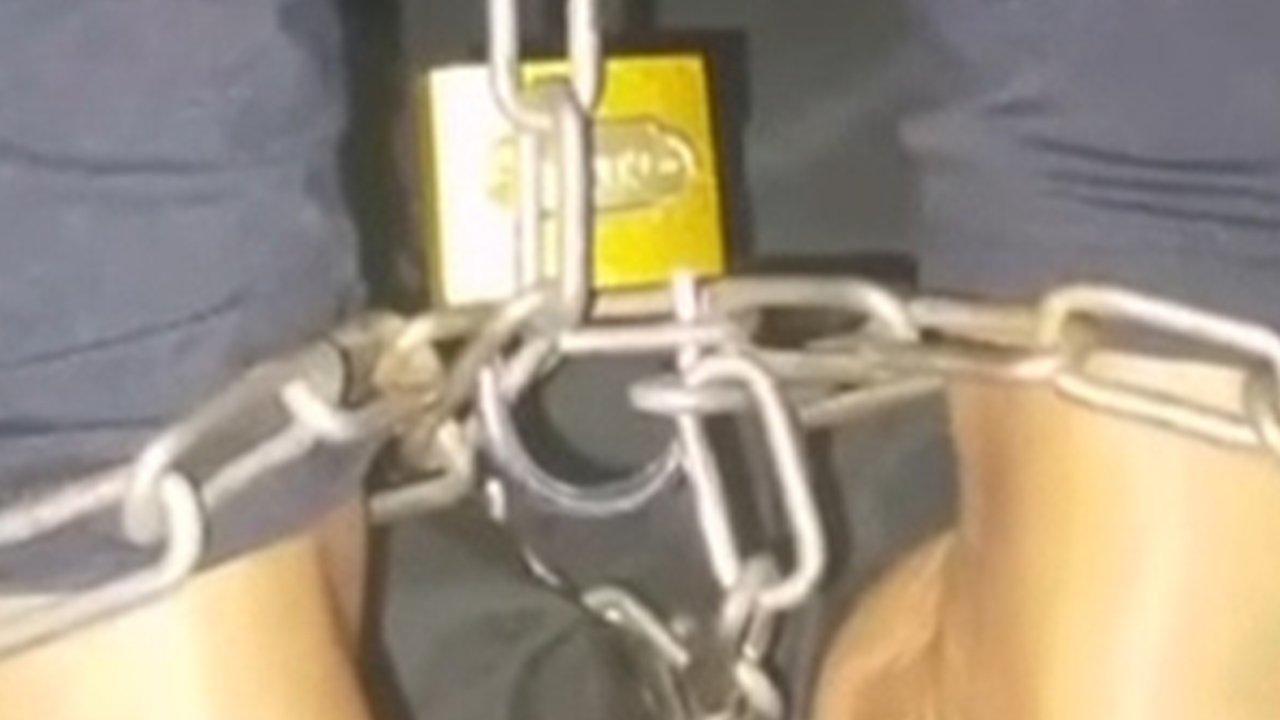 Victim of kidnapping tortured while filmed begging for help Victim of kidnapping tortured while filmed begging for help