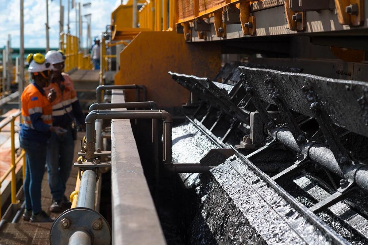 Syrah's Twigg to Get $8.5M from DFC for Mine Syrah's Twigg to Get $8.5M from DFC for Mine