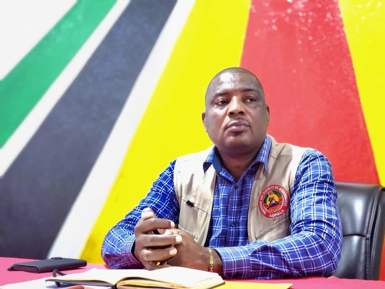 Artisanal Miners Damage Gorongosa Farmland During Gold Rush Artisanal Miners Damage Gorongosa Farmland During Gold Rush