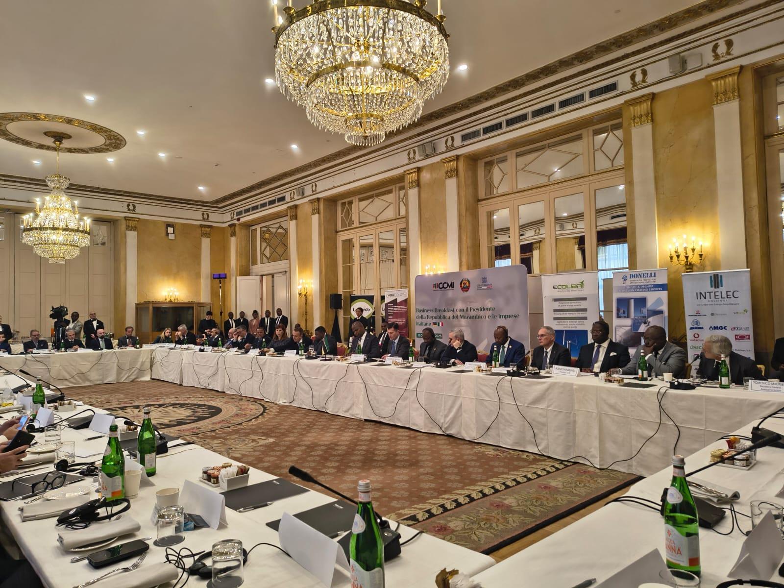 Energy Agroindustry and Infrastructure in Italy Mozambique Partnership Energy Agroindustry and Infrastructure in Italy Mozambique Partnership