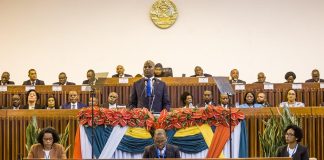 Petroleum Law Revision for Mozambicans’ Priority Benefits Petroleum Law Revision for Mozambicans' Priority Benefits