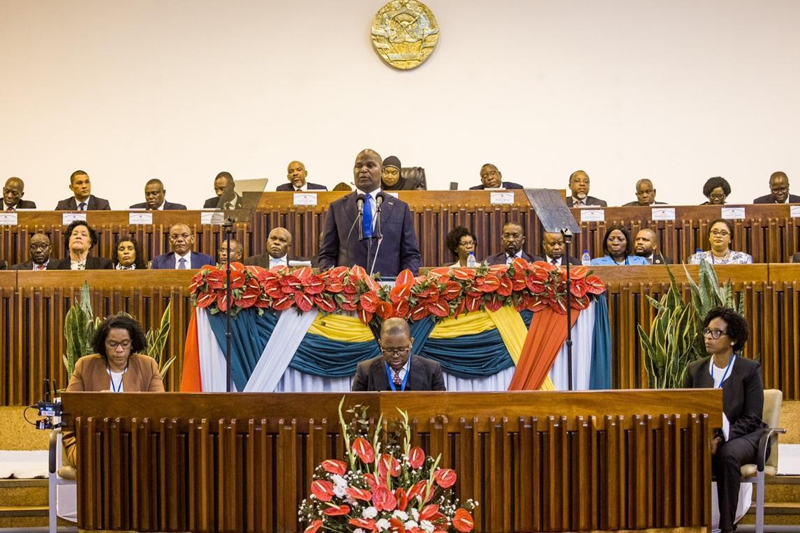 Petroleum Law Revision for Mozambicans' Priority Benefits Petroleum Law Revision for Mozambicans' Priority Benefits