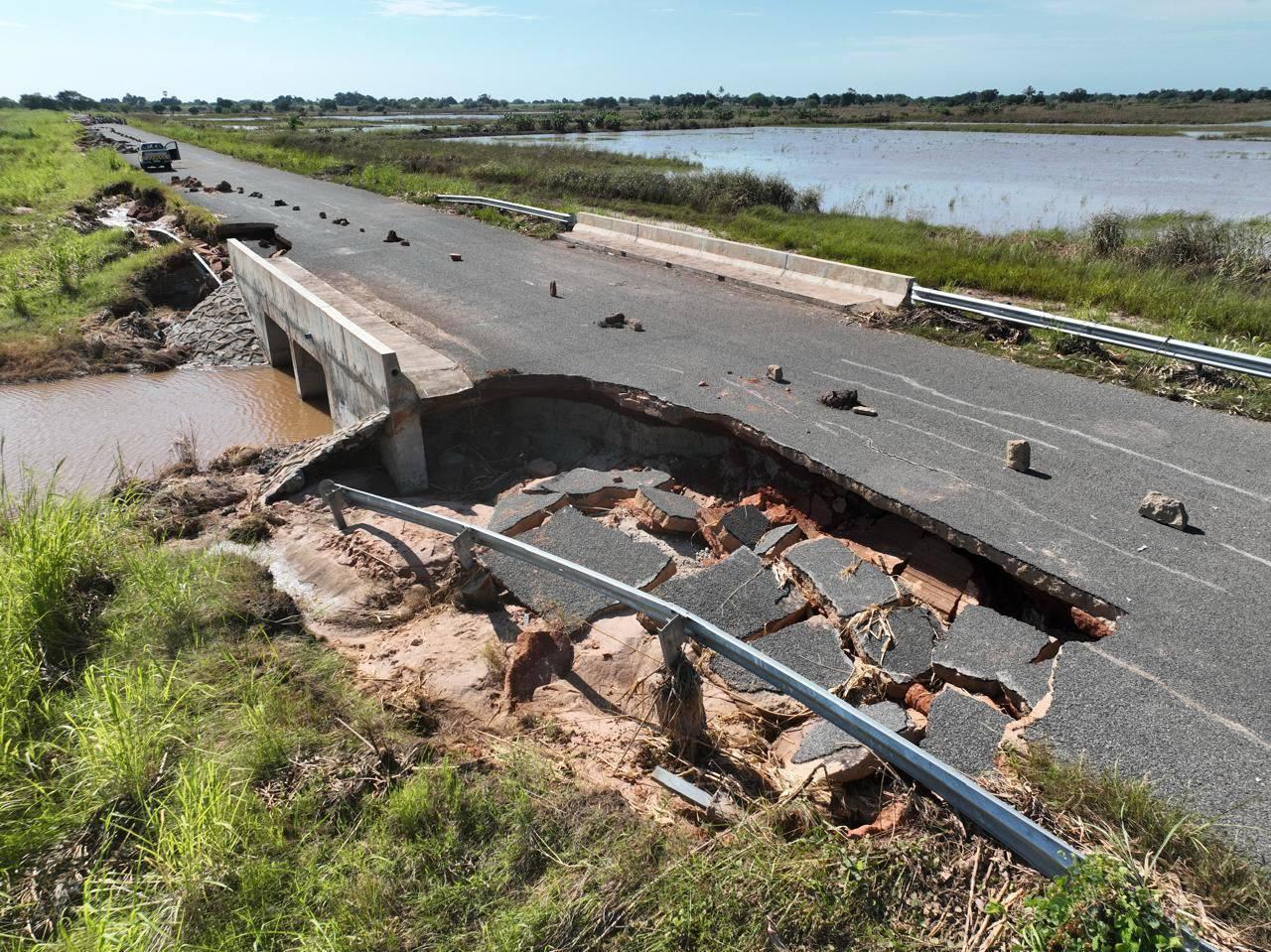 Many Roads in Nampula Impassable Many Roads in Nampula Impassable
