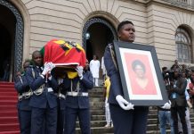 “How can we accept that Luisa Diogo is no longer with us?” “How can we accept that Luisa Diogo is no longer with us?”