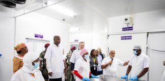 President Chapo inaugurates Mocímboa da Praia fish processing facility President Chapo inaugurates Mocímboa da Praia fish processing facility