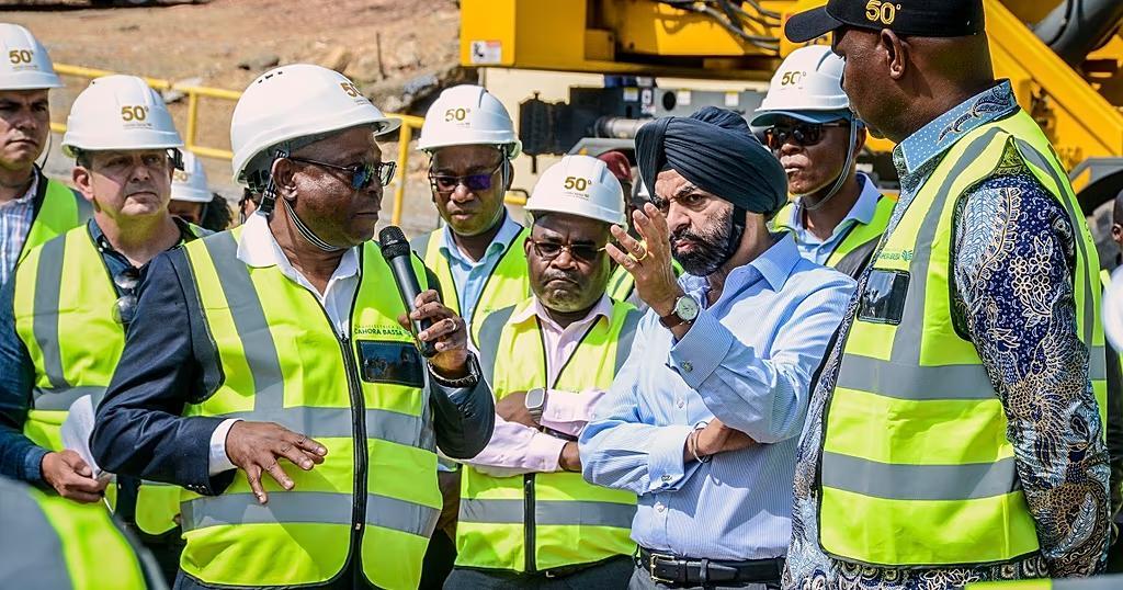 World Bank pledges $6 billion to Mozambique over five years World Bank pledges $6 billion to Mozambique over five years