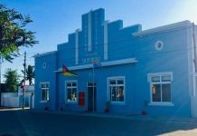 Quissico Municipal Workers on Strike Quissico Municipal Workers on Strike