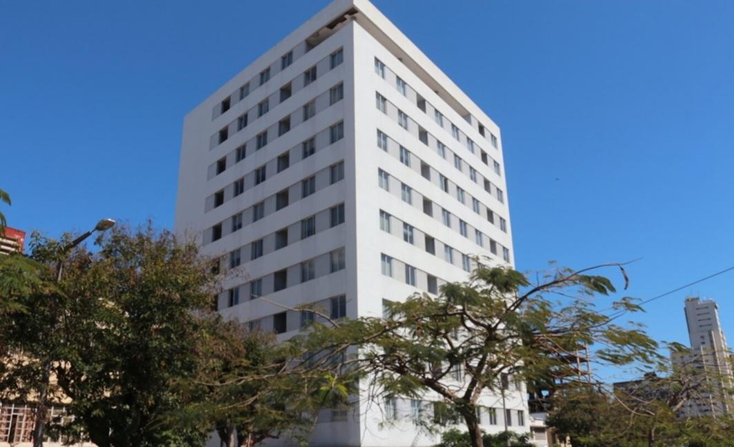 Business confidence continues to decline Business confidence continues to decline