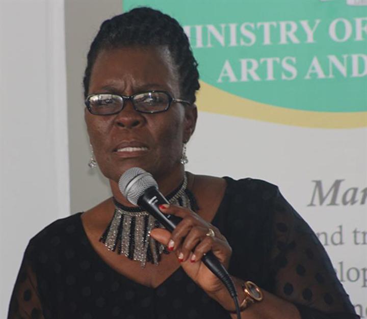 Nghipondoka talks up local universities - Namibia