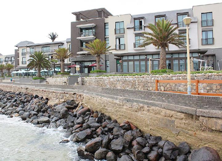 Recovery looms for struggling hospitality sector Recovery looms for struggling hospitality sector