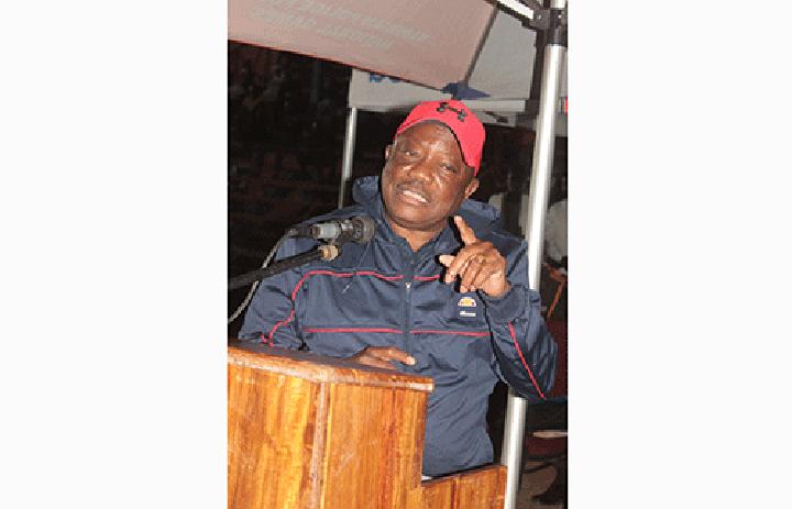 Ndeitunga wants better pay for junior cops Ndeitunga wants better pay for junior cops