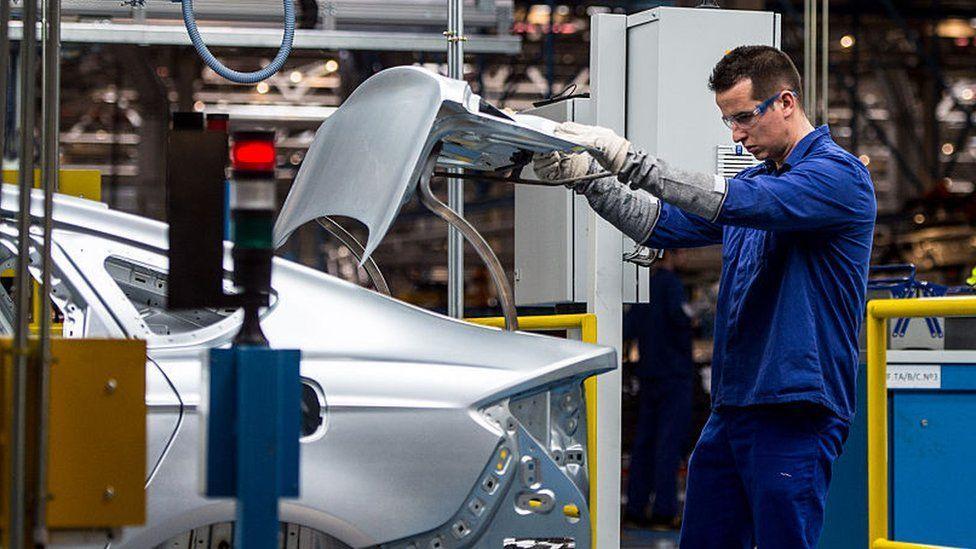 Ford chooses Valencia for new electric car plant Ford chooses Valencia for new electric car plant