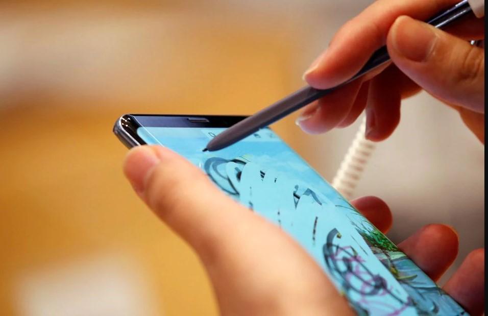 Samsung fined $9.7m over false water-resistance claims Samsung fined $9.7m over false water-resistance claims