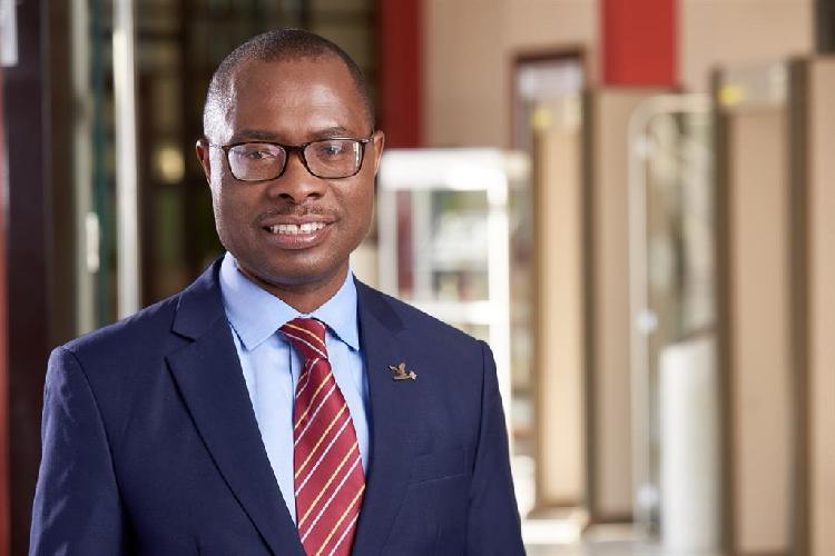 Shiimi shuts door on pay hike … Govt will need N$1,2b for state salary adjustments Shiimi shuts door on pay hike … Govt will need N$1,2b for state salary adjustments