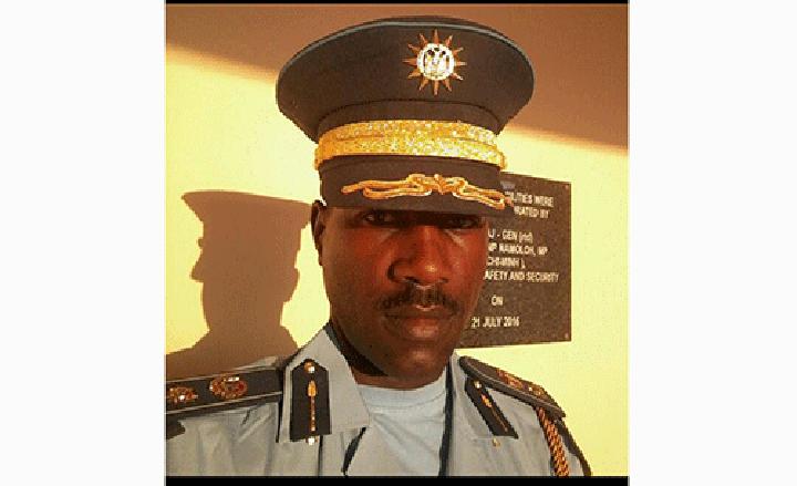 Police ordered to reinstate senior cop Police ordered to reinstate senior cop