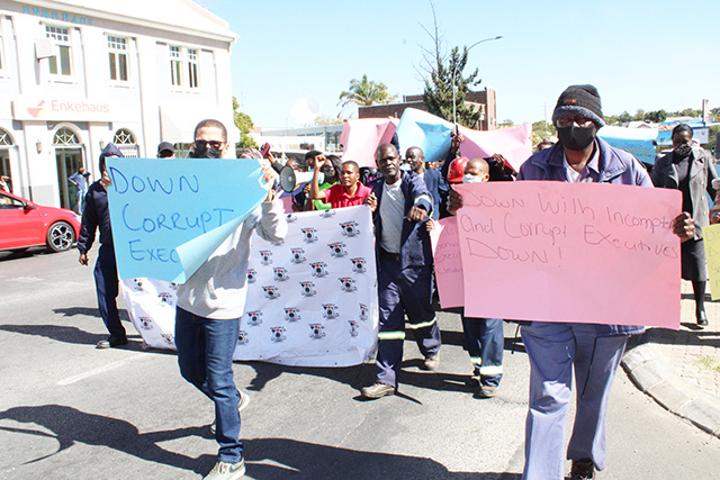 TransNamib employees protest against 'bullying' TransNamib employees protest against 'bullying'