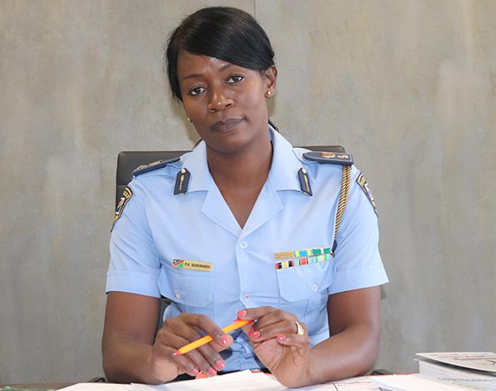 Cop arrested over alleged arms smuggling Cop arrested over alleged arms smuggling