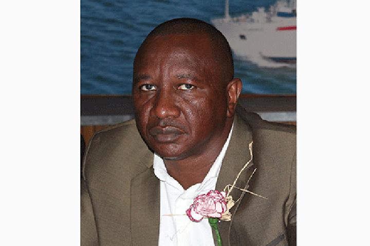 Gloves off in phosphate dispute… scientist claims real threat comes from fishing sector Gloves off in phosphate dispute… scientist claims real threat comes from fishing sector
