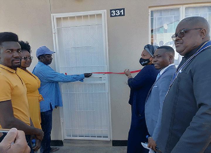 Governor hands over house to fire victims Governor hands over house to fire victims