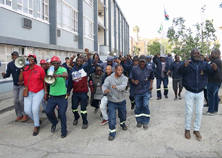 TransNamib accuses workers of damaging property TransNamib accuses workers of damaging property