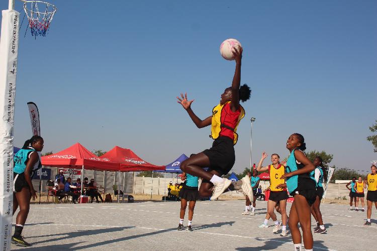 Khomas cruise into semis Khomas cruise into semis