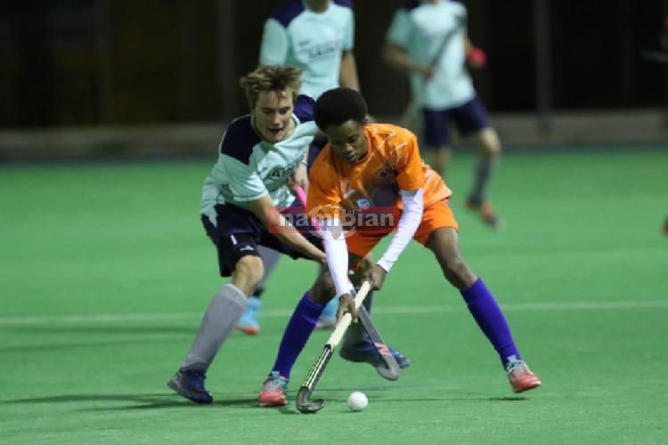 Saints close to retaining title Saints close to retaining title