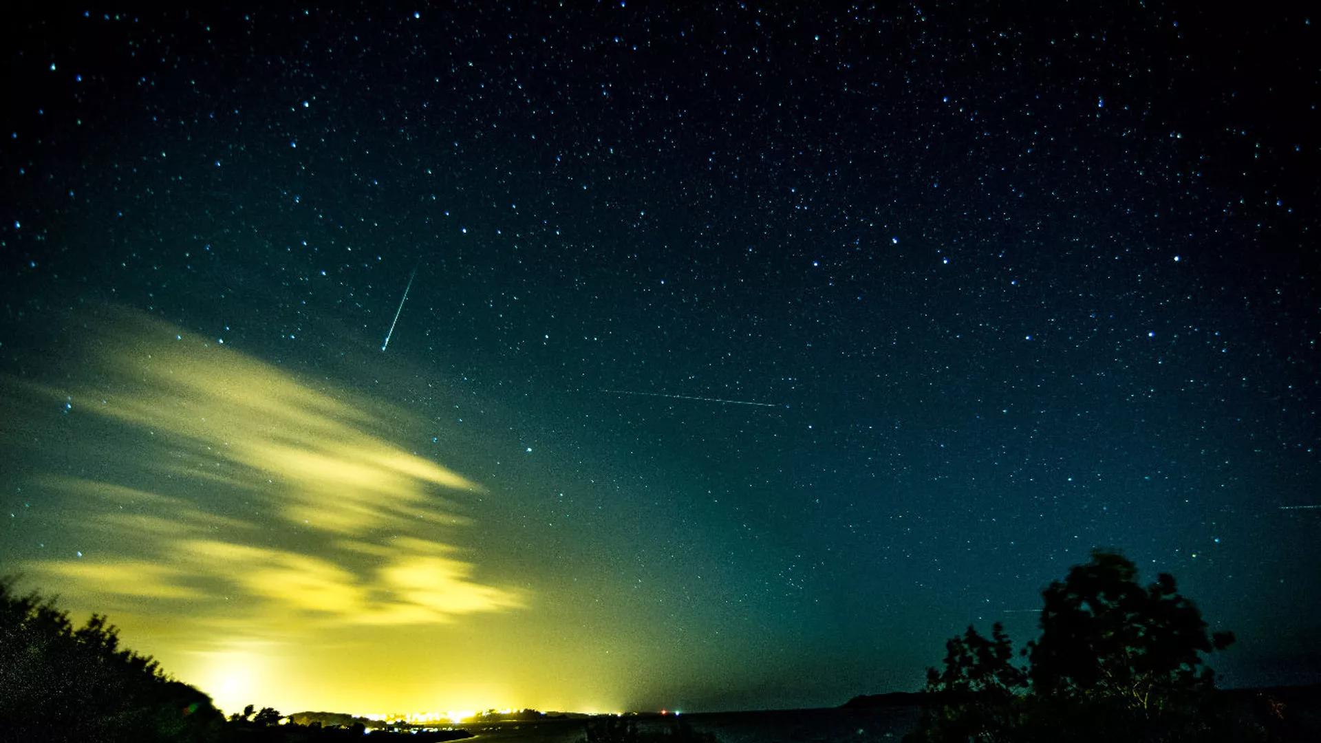 Rare Meteorite Carrying Extraterrestrial Water Found in England Rare Meteorite Carrying Extraterrestrial Water Found in England