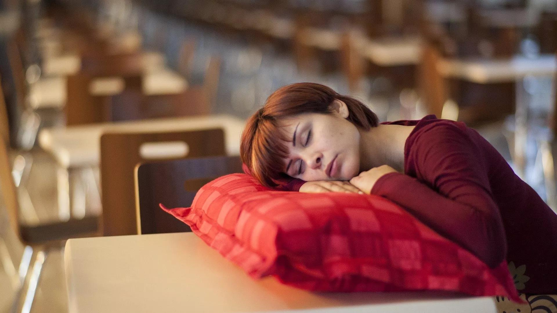 Skimping on Sleep After 50 Heightens Risk of Death, Study Shows Skimping on Sleep After 50 Heightens Risk of Death, Study Shows