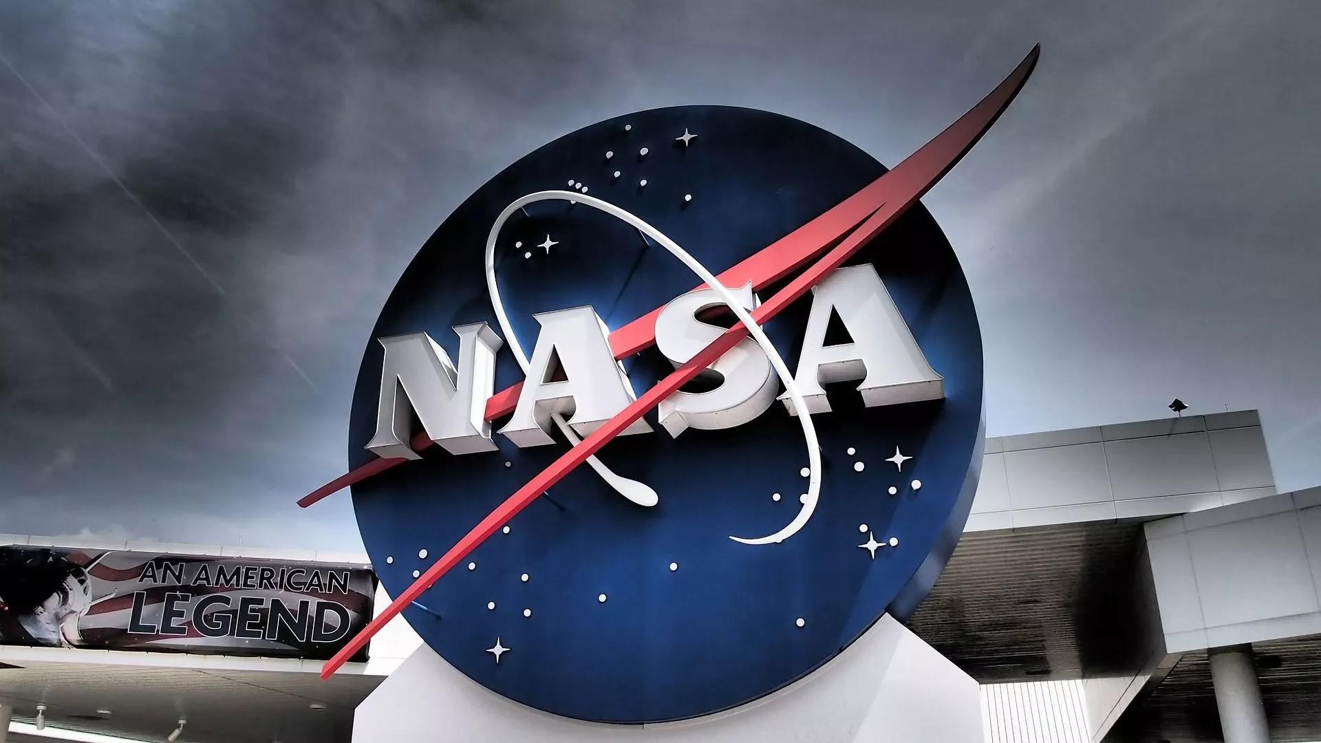 NASA Scientific Team Kicks Off Independent Study on UFO NASA Scientific Team Kicks Off Independent Study on UFO