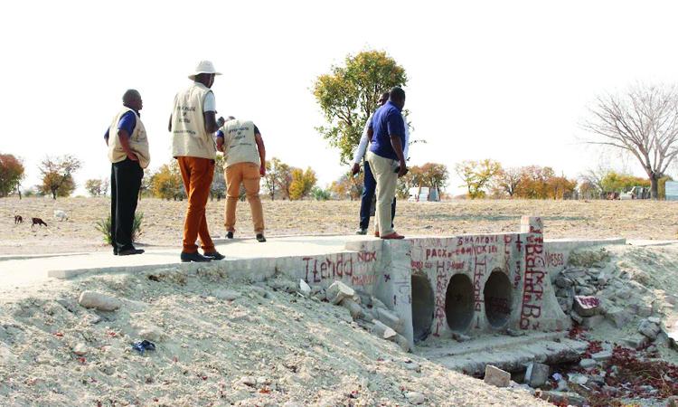 Flood-prone Uuvudhiya, Ompundja beg for roads Flood-prone Uuvudhiya, Ompundja beg for roads