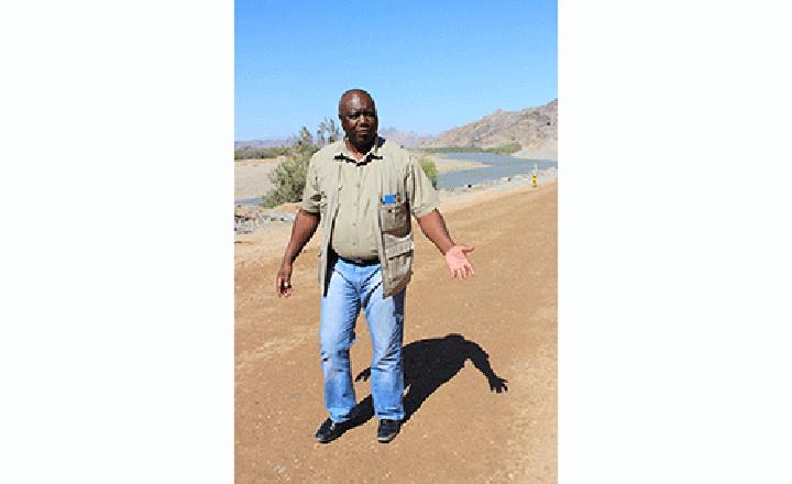Fat paycheck awaits Lutombi Fat paycheck awaits Lutombi