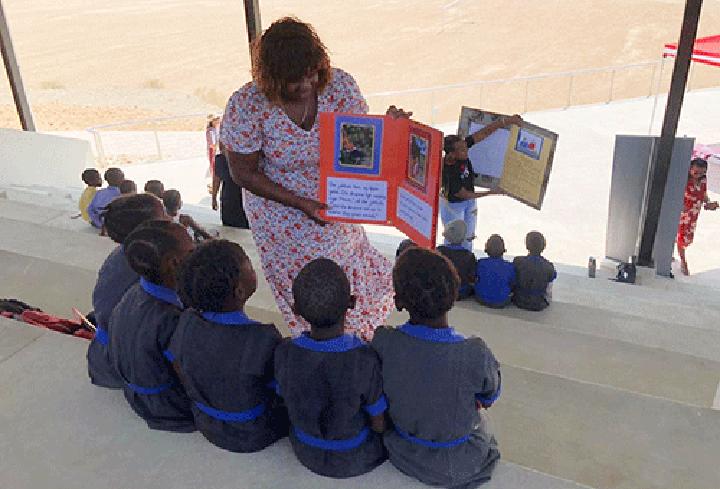 Students take Big Books to school Students take Big Books to school