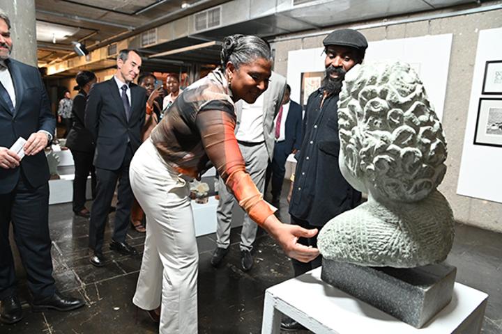 Art as a form of therapy Art as a form of therapy