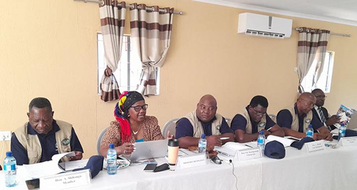 Local authorities slammed for poor management Local authorities slammed for poor management