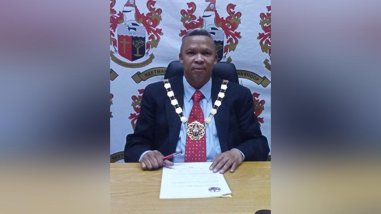 Keetmanshoop council elects new councillors Keetmanshoop council elects new councillors
